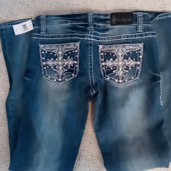 Jeans - Picture 3 of 7